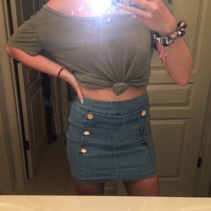 denim skirt